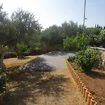 Daire Apsedes Trapezaki (Kefalonia)