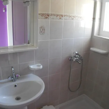 Apsedes Trapezaki (Kefalonia)